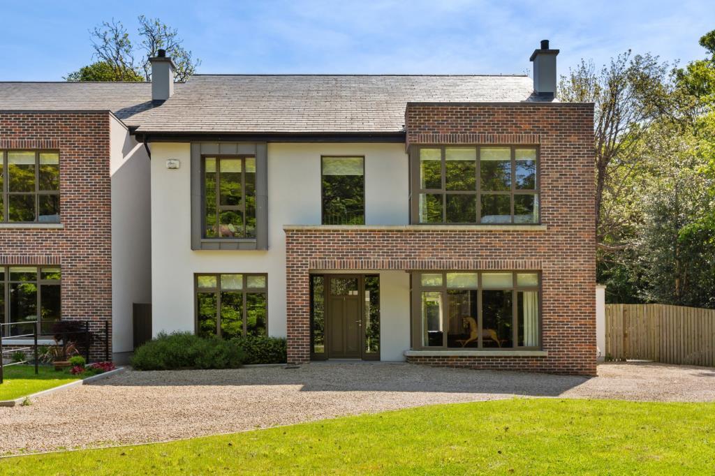 Main image of property: 1 Glinbury, Whitechurch Road, Rathfarnham, Dublin 16, D16 Y7R6