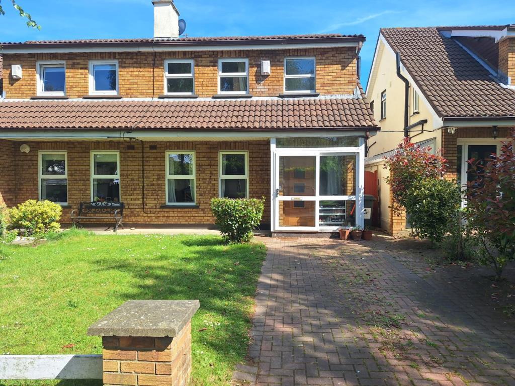 Main image of property: 47 Grange Manor Road, Rathfarnham, Dublin 16, D16 A971