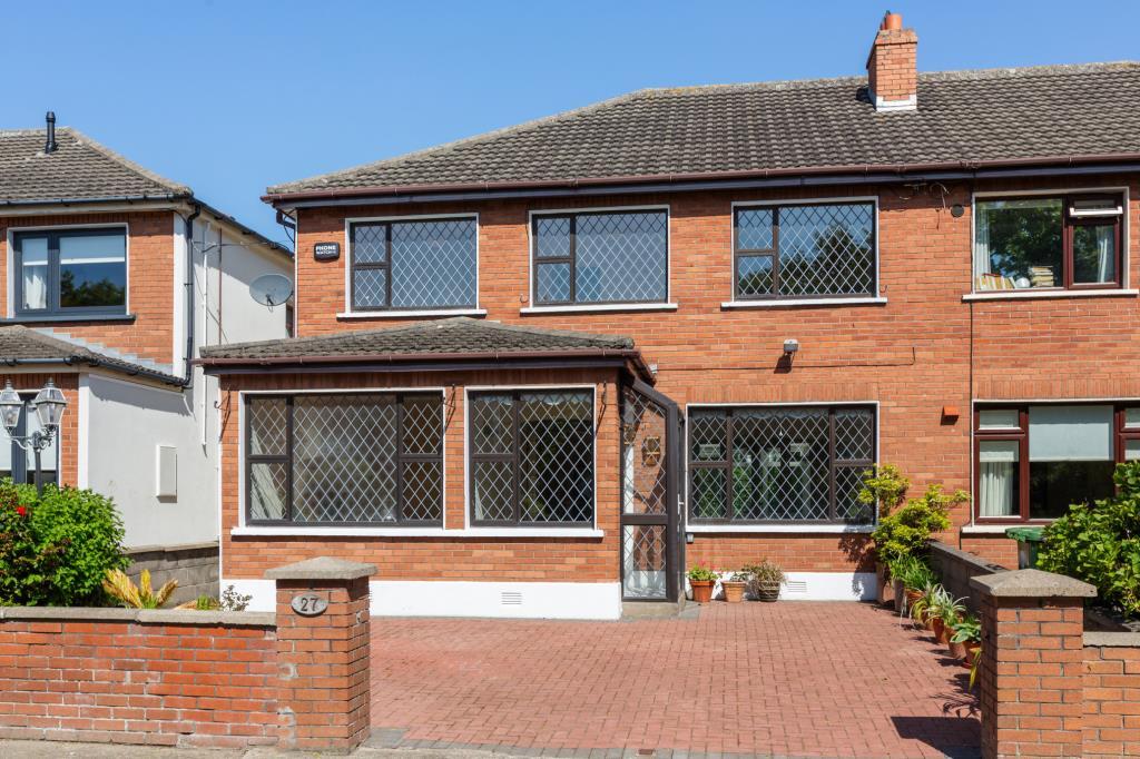 Main image of property: 27 Lansdowne Park, Knocklyon, Dublin 16, D16 T3Y9