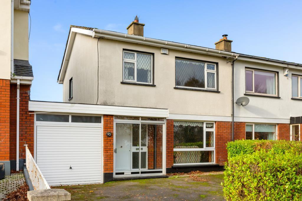 Main image of property: 93 Marley Avenue, Marley Grange, Rathfarnham, Dublin 16, D16 KP80