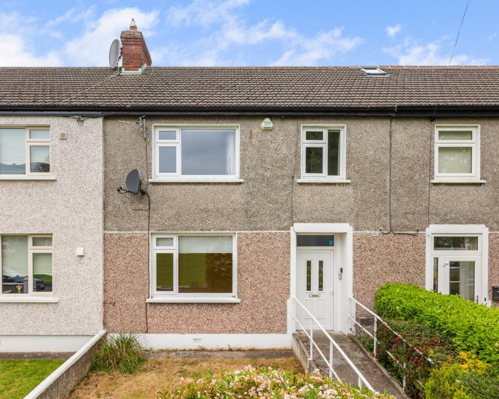 Main image of property: 4 Muckross Crescent, Perrystown, Dublin 12, D12 P234
