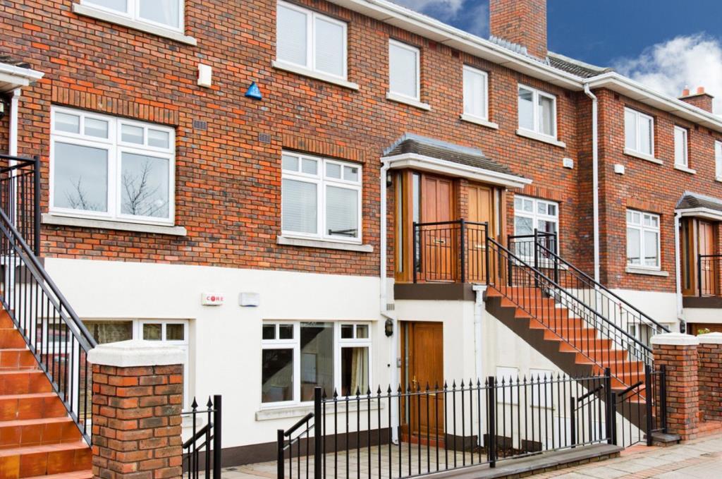 Main image of property: 17 Wainsfort Manor Grove, Terenure, Dublin 6W, D6W CX68