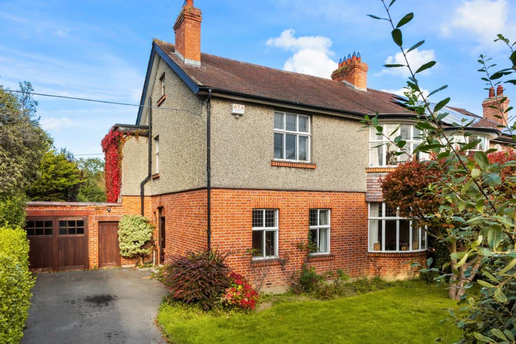 Main image of property: 15 Rathdown Park, Terenure, Dublin 6w, D6W EK75