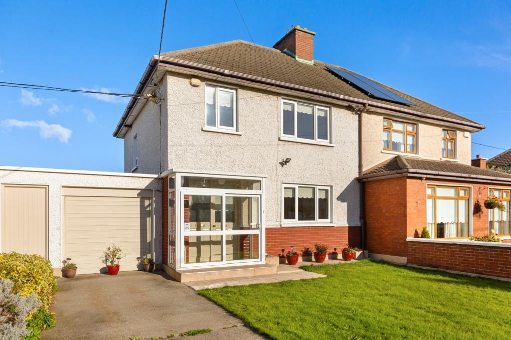 Main image of property: 32 Walkinstown Drive, Walkinstown, Dublin 12, D12 K8N2