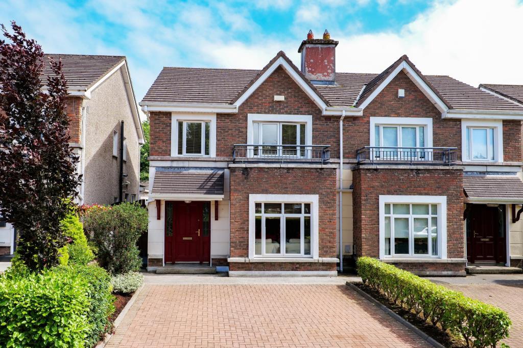 Main image of property: 52 Ros Caoin, Roscam, Galway, H91 K83K