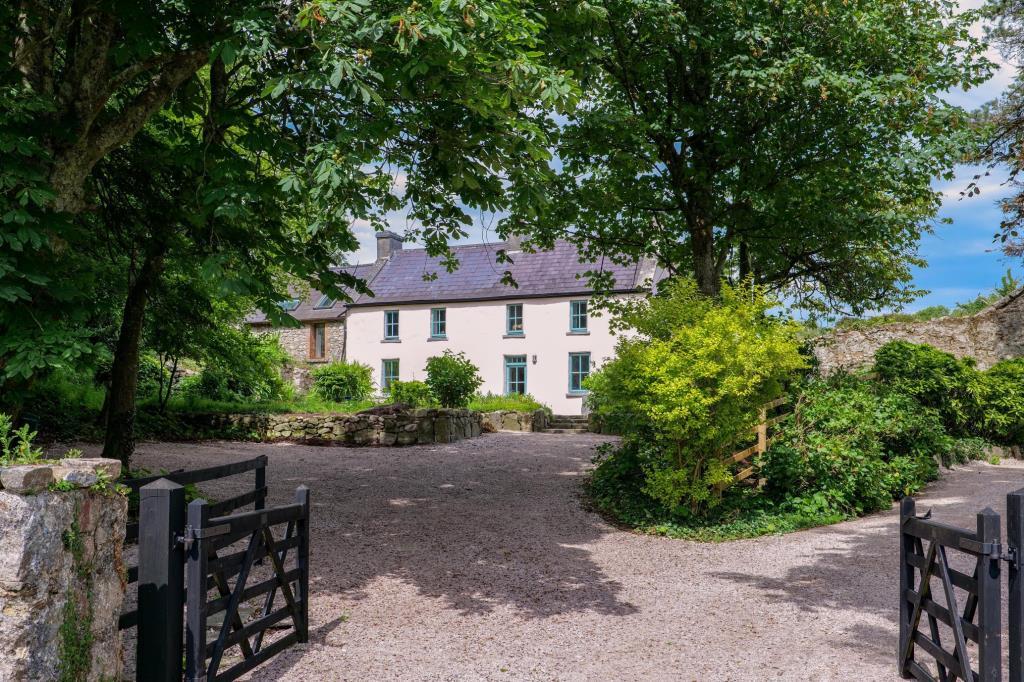 Main image of property: Leitriff House, Letteragh Road, Rahoon, Galway, H91 YW60