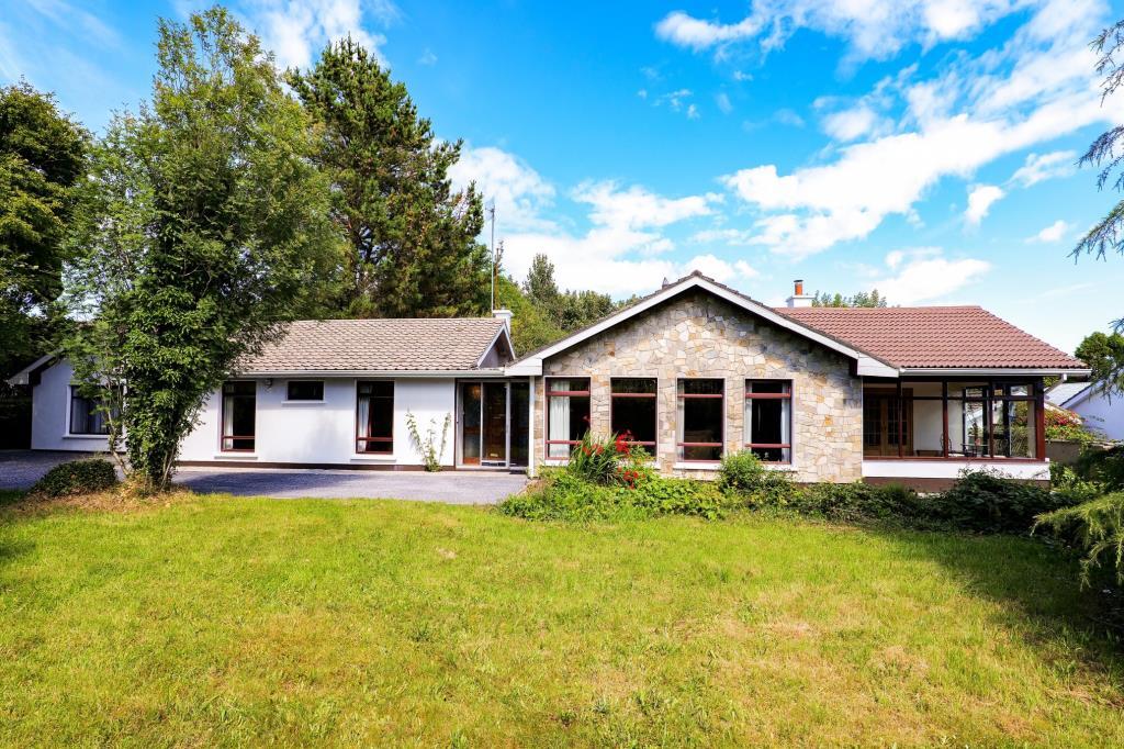 Main image of property: 7 Roscam Park, Roscam, Galway, H91 EKR3