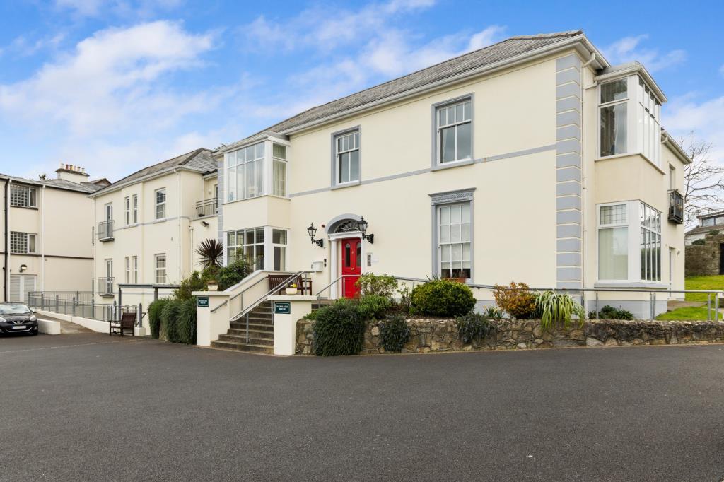 Main image of property: 15 Maryland House, Shankill, Dublin 18, D18 NF82