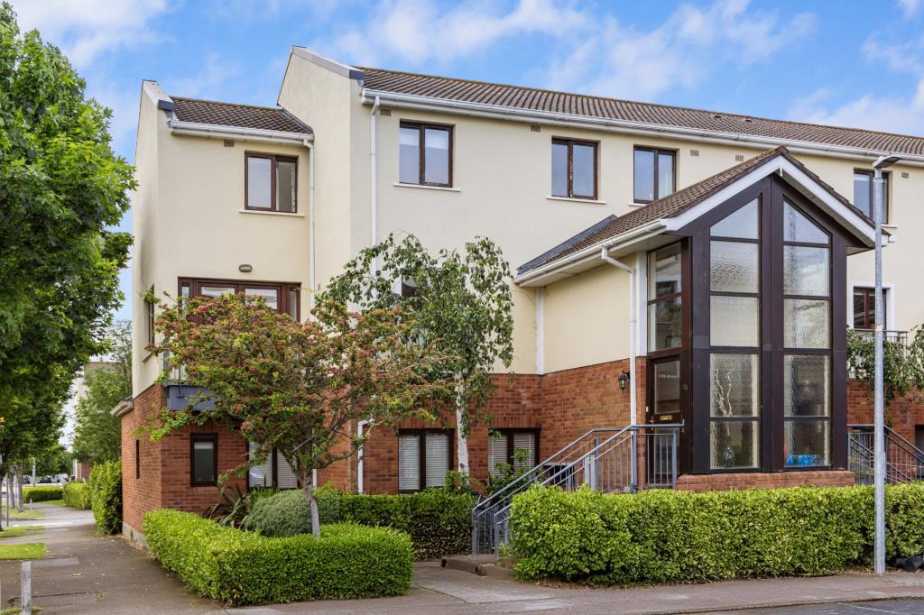 Main image of property: 68 Charlesland Grove, Greystones, Co. Wicklow, A63 HX47