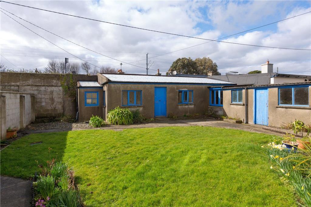 6 bedroom detached house for sale in Glencoe, Beach Road, Greystones