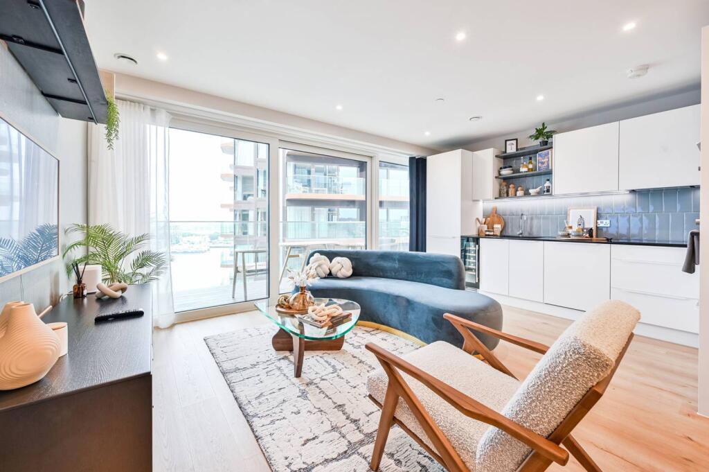 Main image of property: Lombard Square, Greenwich, SE28