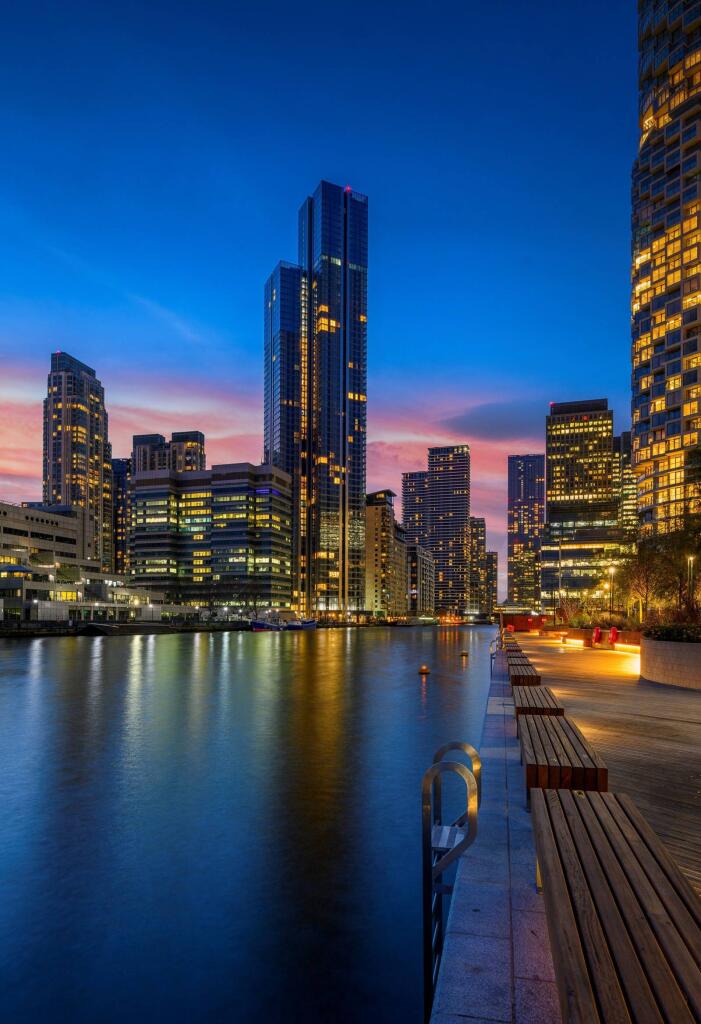 Main image of property: South Quay Plaza, Canary Wharf, E14