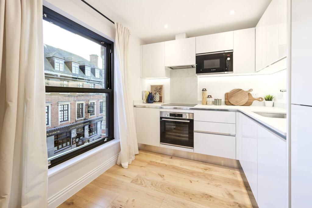 Main image of property: 9 Fernlea Road, SW12, Balham, SW12
