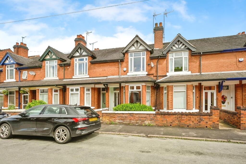 3 bedroom terraced house for sale in Rowley Grove, Stafford, ST17