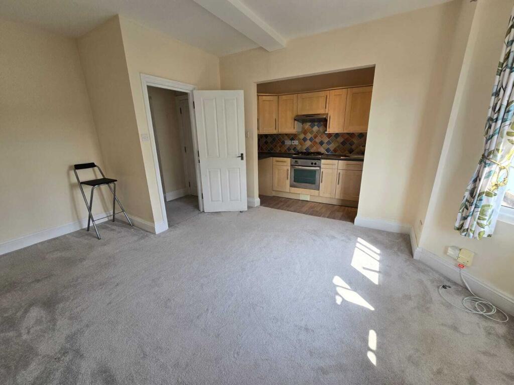 Main image of property: Queens Square, Brighton