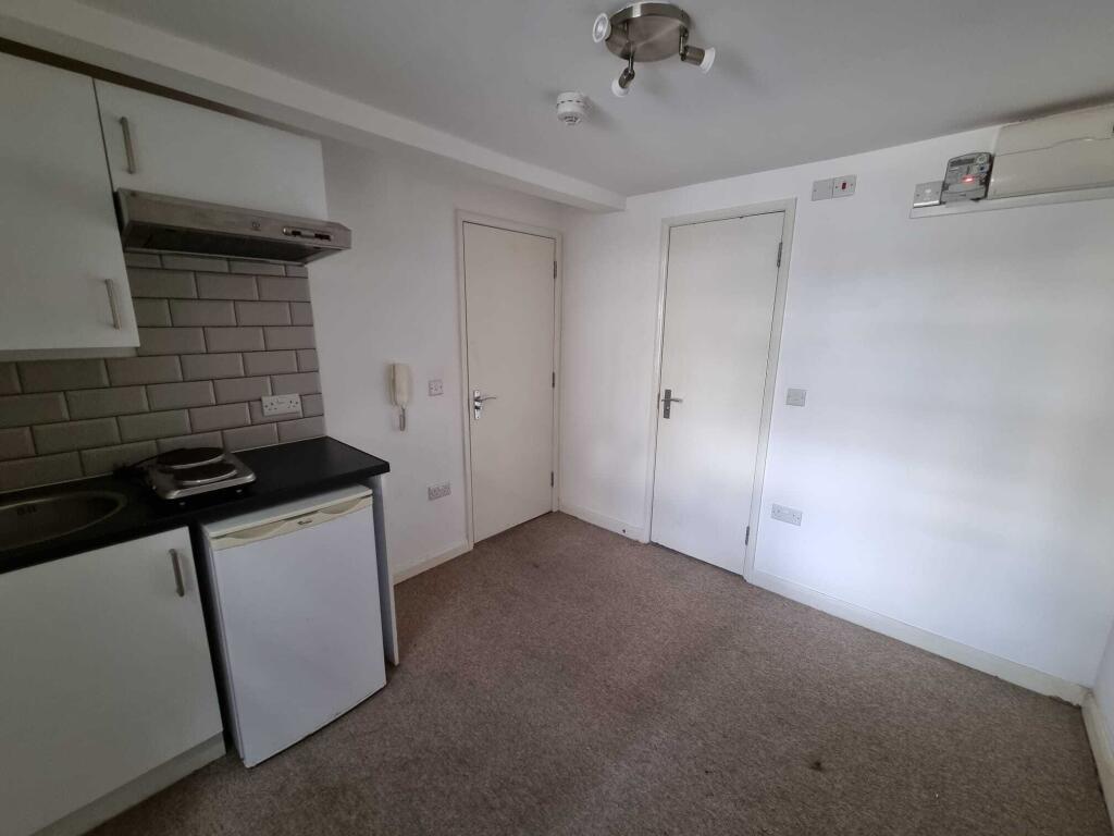 Main image of property: Middle Street, Brighton