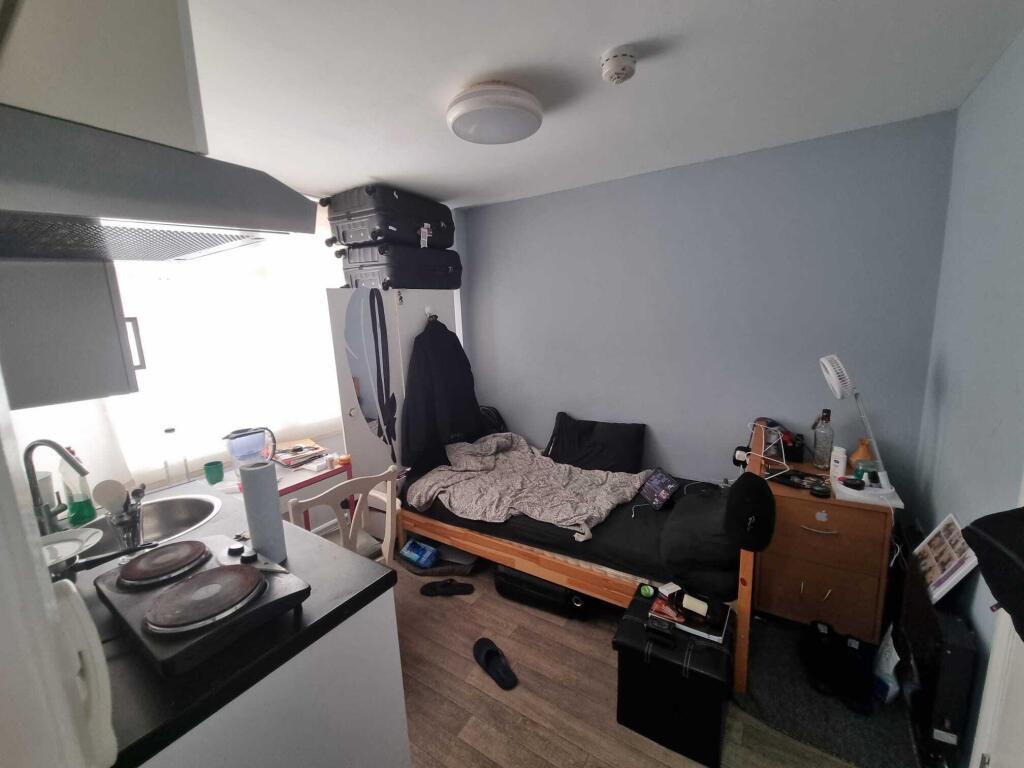 Main image of property: Middle Street, Brighton
