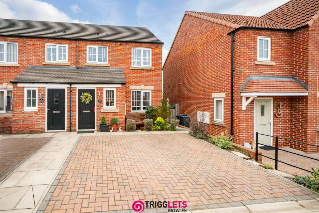 Main image of property: Beacon View, Monk Bretton, Barnsley, S71