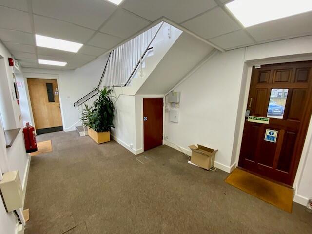 Main image of property: 64 Greenham Road, Newbury, RG14 7HX