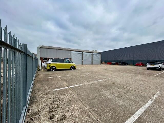 Main image of property: Unit B, Daytona Drive, Colthrop, Thatcham, West Berkshire, RG19 4NR