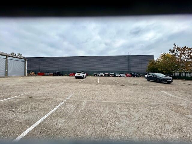 Main image of property: Unit B, Daytona Drive, Colthrop, Thatcham, West Berkshire, RG19 4NR