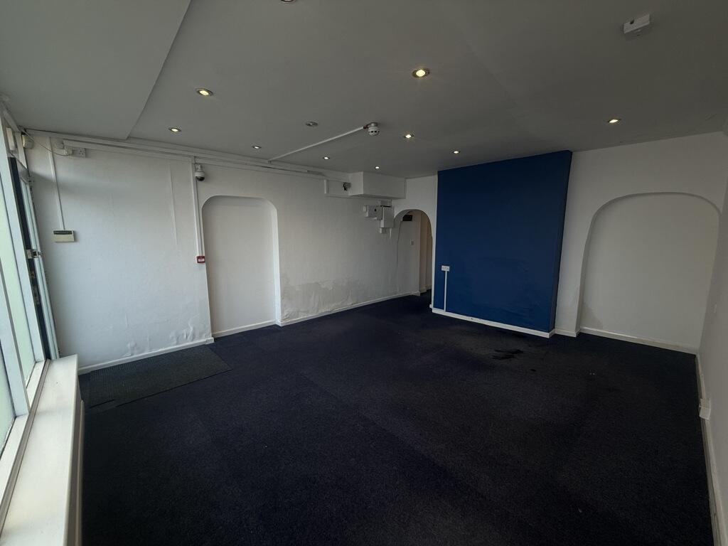 Main image of property: Retail Unit To Let, 62 Bartholomew Street, Newbury, West Berkshire, RG14 7BE