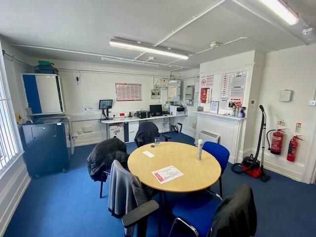 Main image of property: 80 Northbrook Street, Newbury, West Berkshire, RG14 1AE