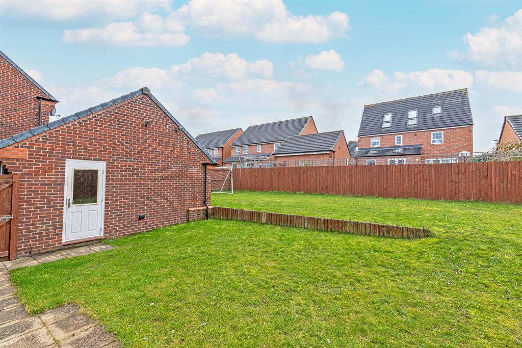 5 bedroom detached house for sale in Minnesota Drive, Great Sankey