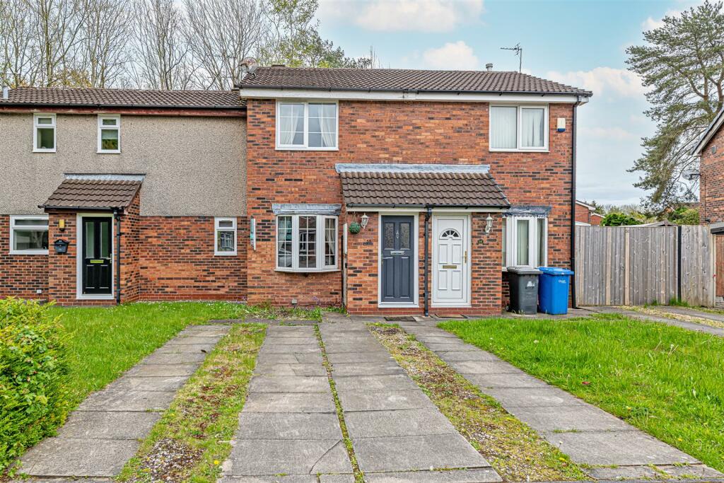 2 bedroom terraced house for sale in Chepstow Close, Callands