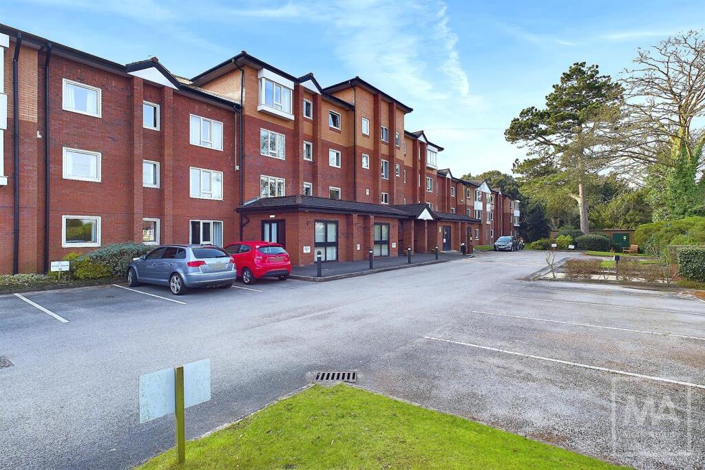 Main image of property: Dingleway, Appleton, Warrington