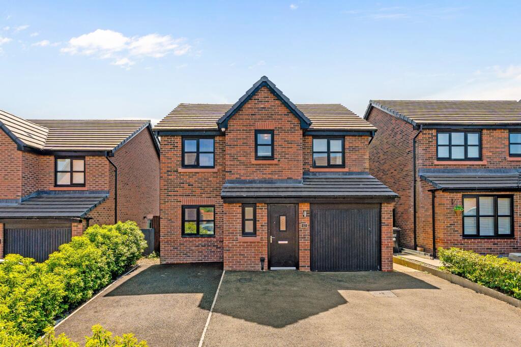Main image of property: Hilldale, Ashton-In-Makerfield, WN4
