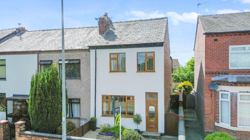 3 bedroom end of terrace house