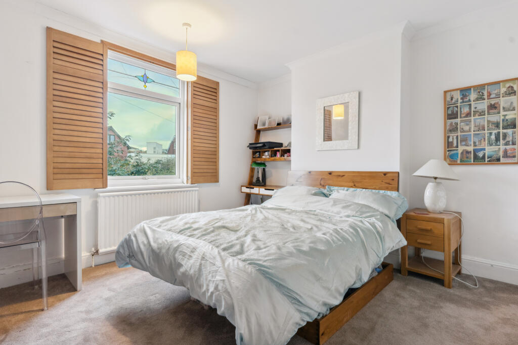 Additional property image - Oswald Road, St Albans, AL1 3AQ