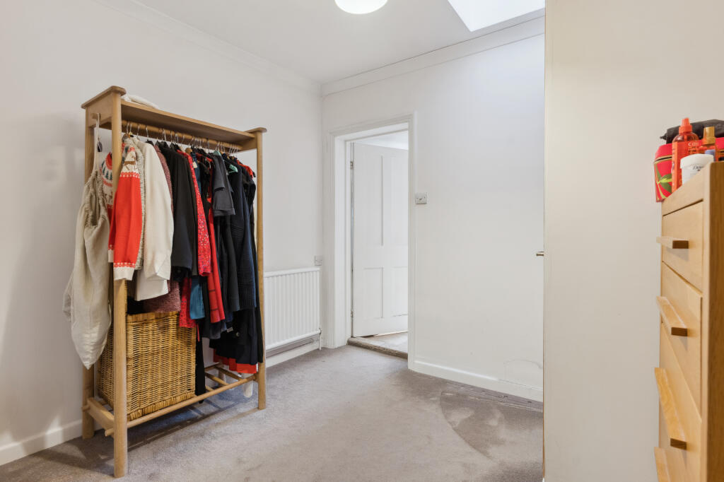 Additional property image - Oswald Road, St Albans, AL1 3AQ