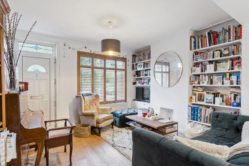 Additional property image - Oswald Road, St Albans, AL1 3AQ