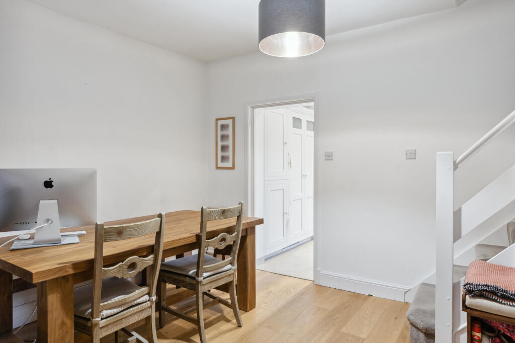 Additional property image - Oswald Road, St Albans, AL1 3AQ