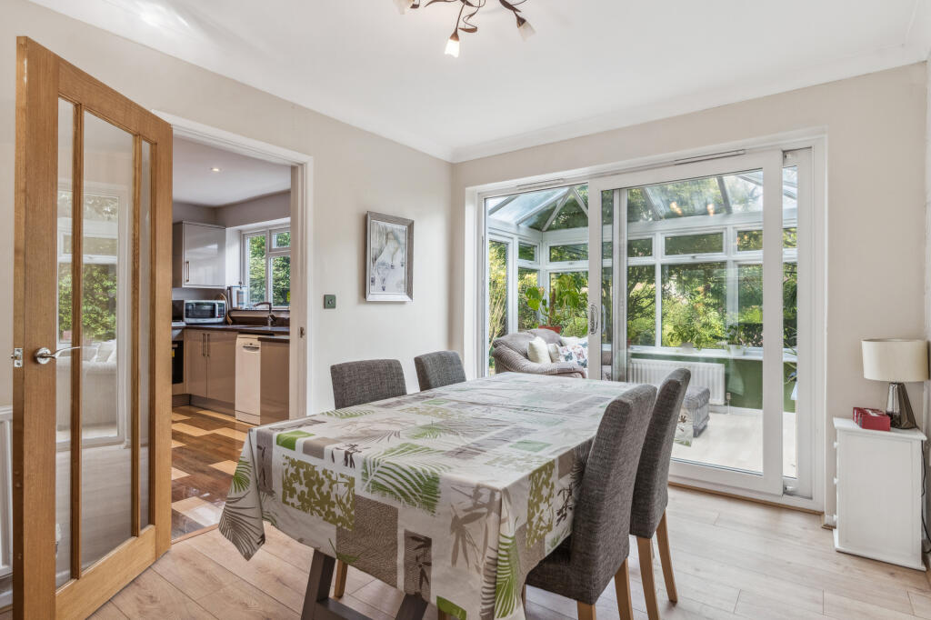 Additional property image - Field View Rise, Bricket Wood, St. Albans, Hertfordshire