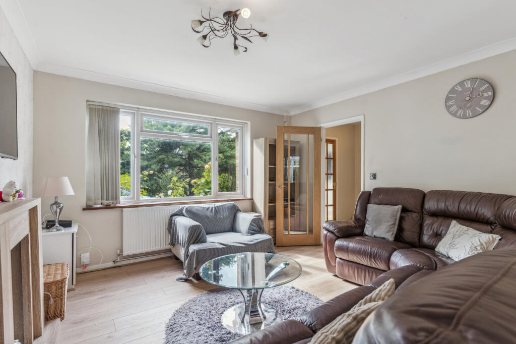 Additional property image - Field View Rise, Bricket Wood, St. Albans, Hertfordshire
