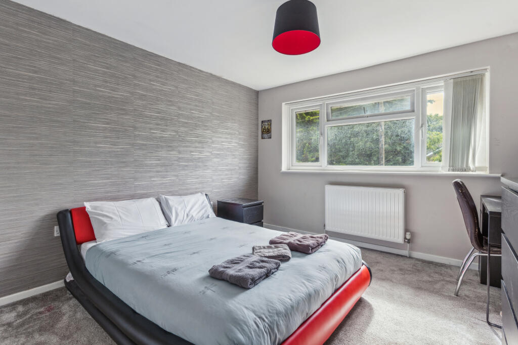 Additional property image - Field View Rise, Bricket Wood, St. Albans, Hertfordshire