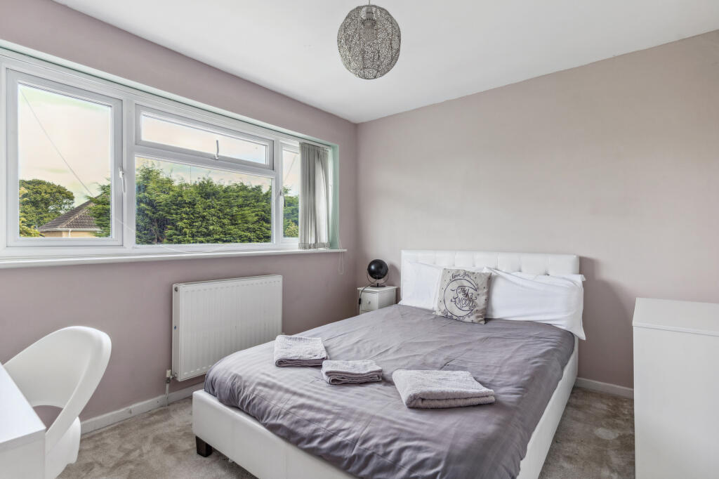 Additional property image - Field View Rise, Bricket Wood, St. Albans, Hertfordshire