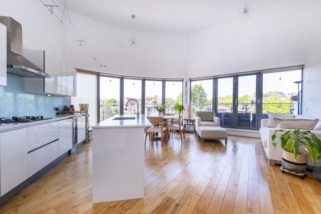Main image of property: 203 Merton Road, London, SW18