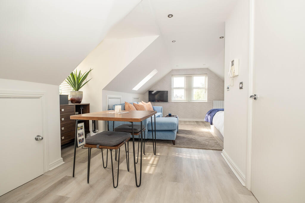 Main image of property: 330 Garratt Lane, London, SW18