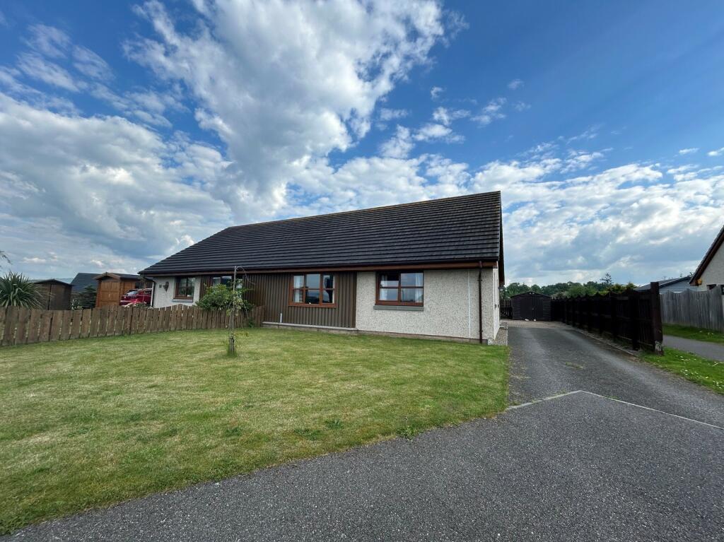 3 bedroom semidetached house for sale in 9a Redcastle View, Kirkhill