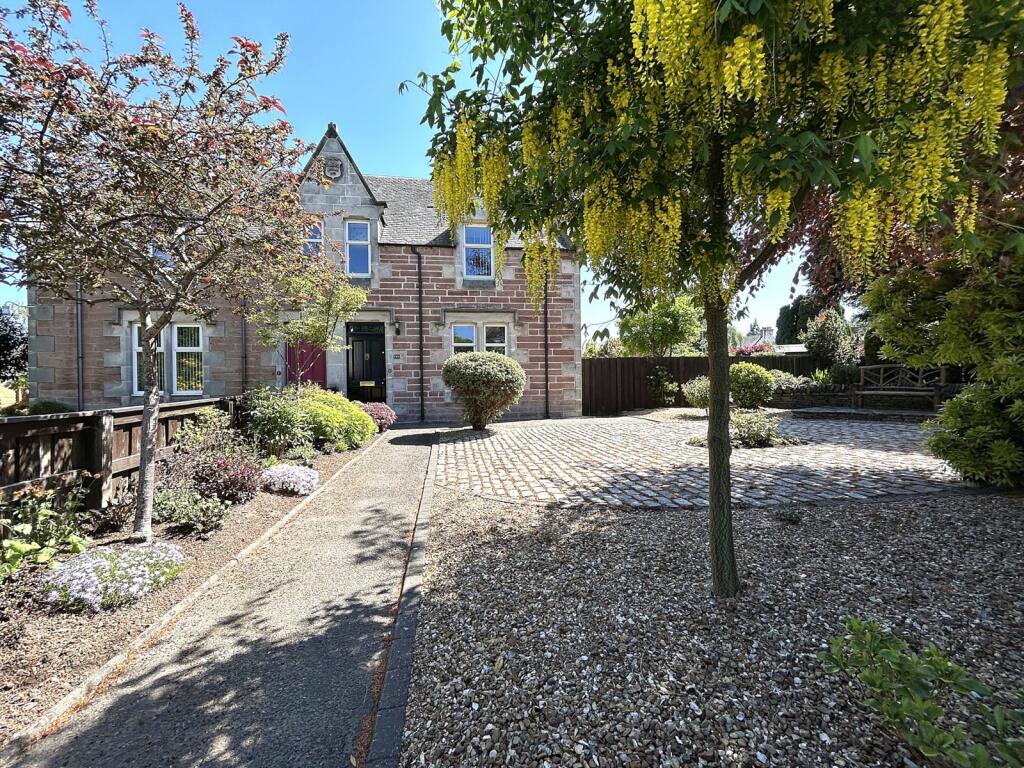 Main image of property: 19a Drummond Road, Drummond, Inverness. IV2 4NB