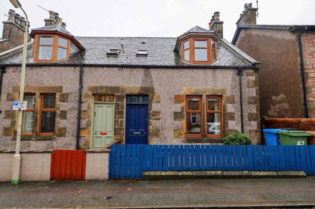 Main image of property: 42 Argyle Street, Crown, Inverness. IV2 3BB