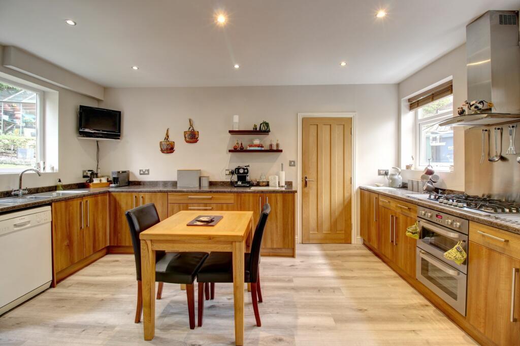 3 bedroom detached house for sale in Kirby Villa, Dene Crescent