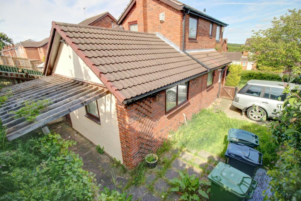 2 bedroom semidetached house for sale in Spen Burn, High Spen
