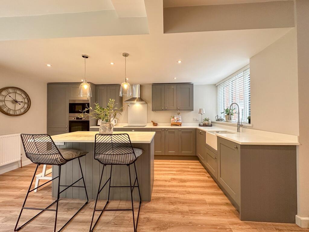 2 bedroom bungalow for sale in Grange Farm Drive, Whickham, Newcastle