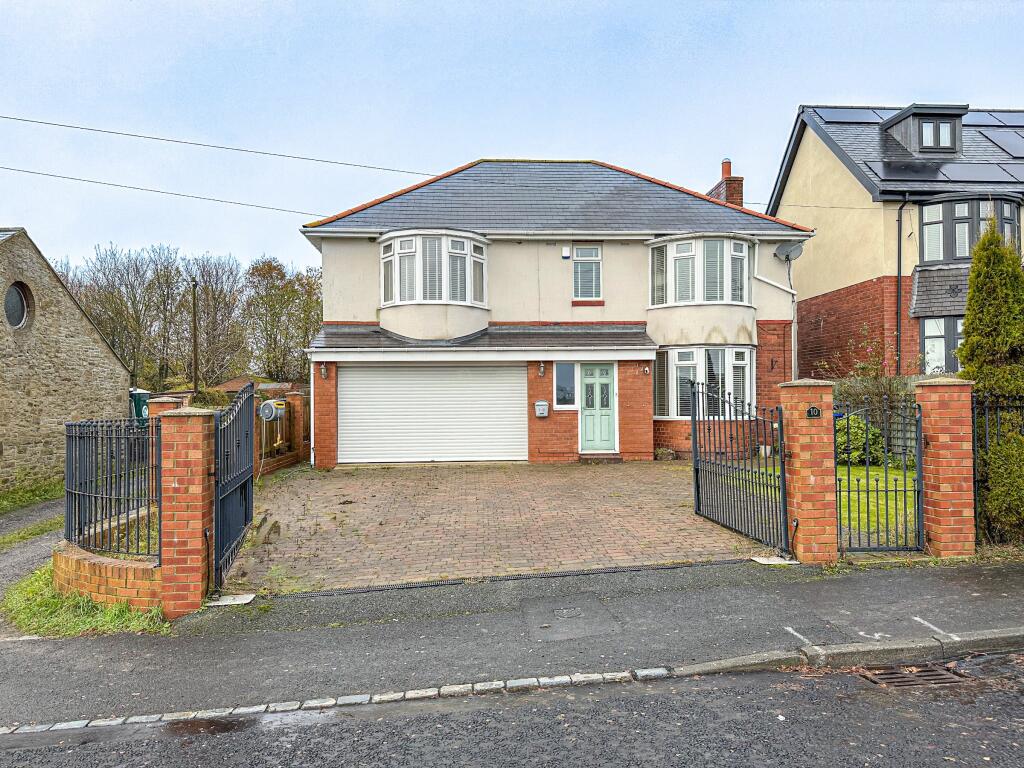 4 bedroom detached house for sale in Butsfield Lane, Knitsley, Consett, DH8