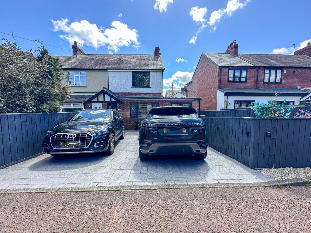 2 bedroom semidetached house for sale in Grange Lane, Whickham